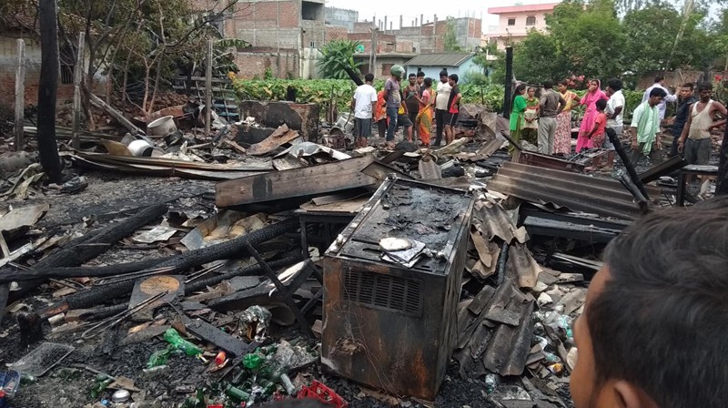 जनकपुरमा ८ वटा सिलिन्डर विस्फोट, तीन होटेल जलेर नष्ट